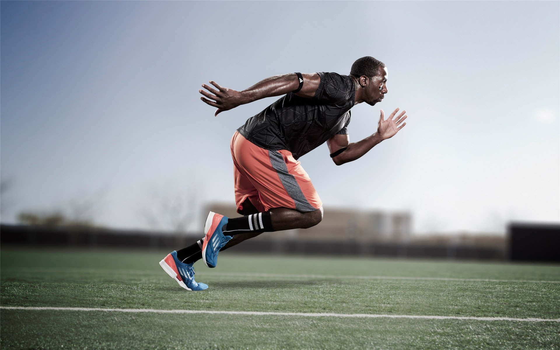 乐鱼体育-“2025世界游泳锦标赛：游泳项目的速度挑战与极限突破”